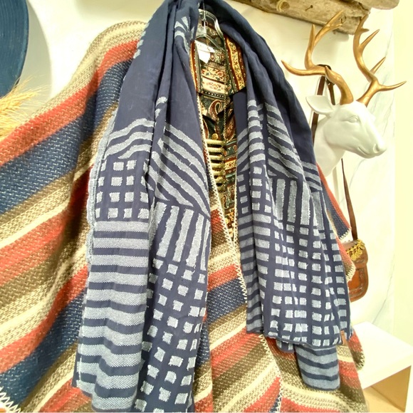 Cozy Roots boho scarf/wrap w maple leaf 🍁 and rustic /cottage core vibe - Picture 10 of 14